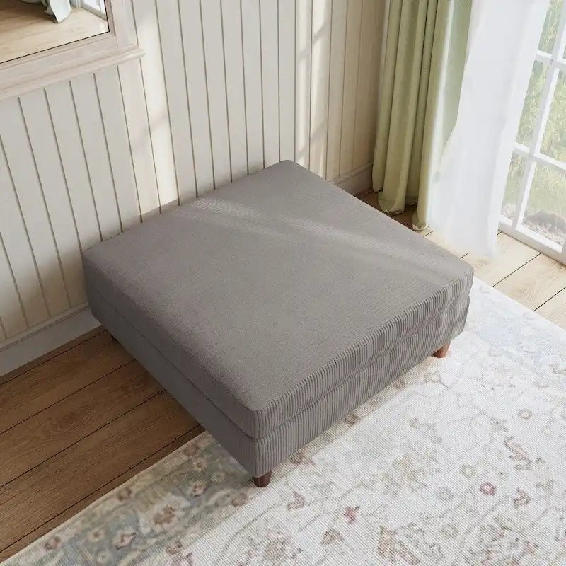 Moderner quadratischer, mit Cord bezogener Hocker mit Holzbein