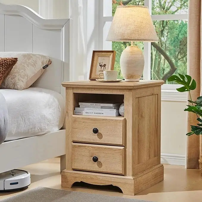 Vintage-Nachttisch aus Holz mit Ladestation, Beistelltisch